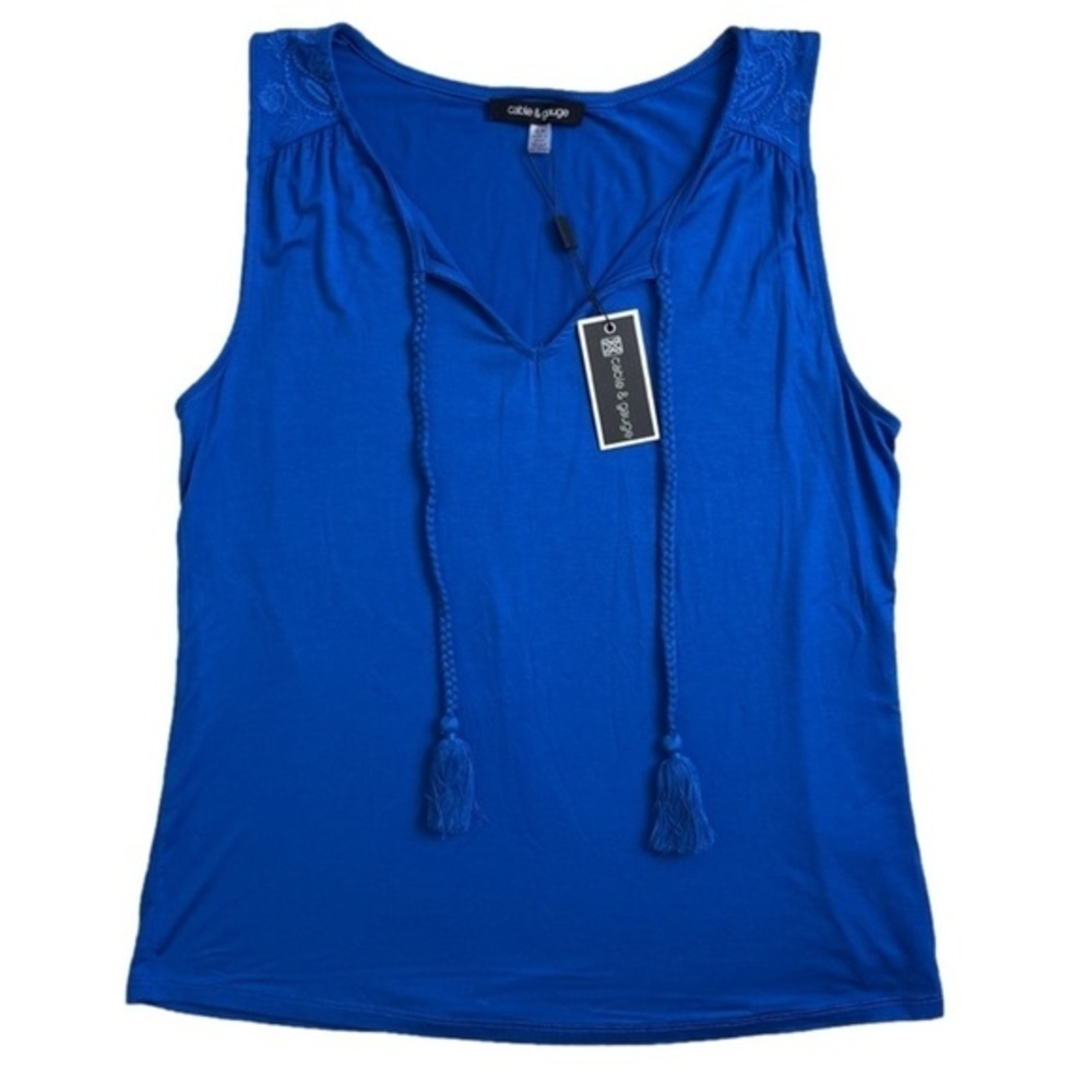 ⭐️ NWT- Cable & Gauge blue sleeveless top- size S